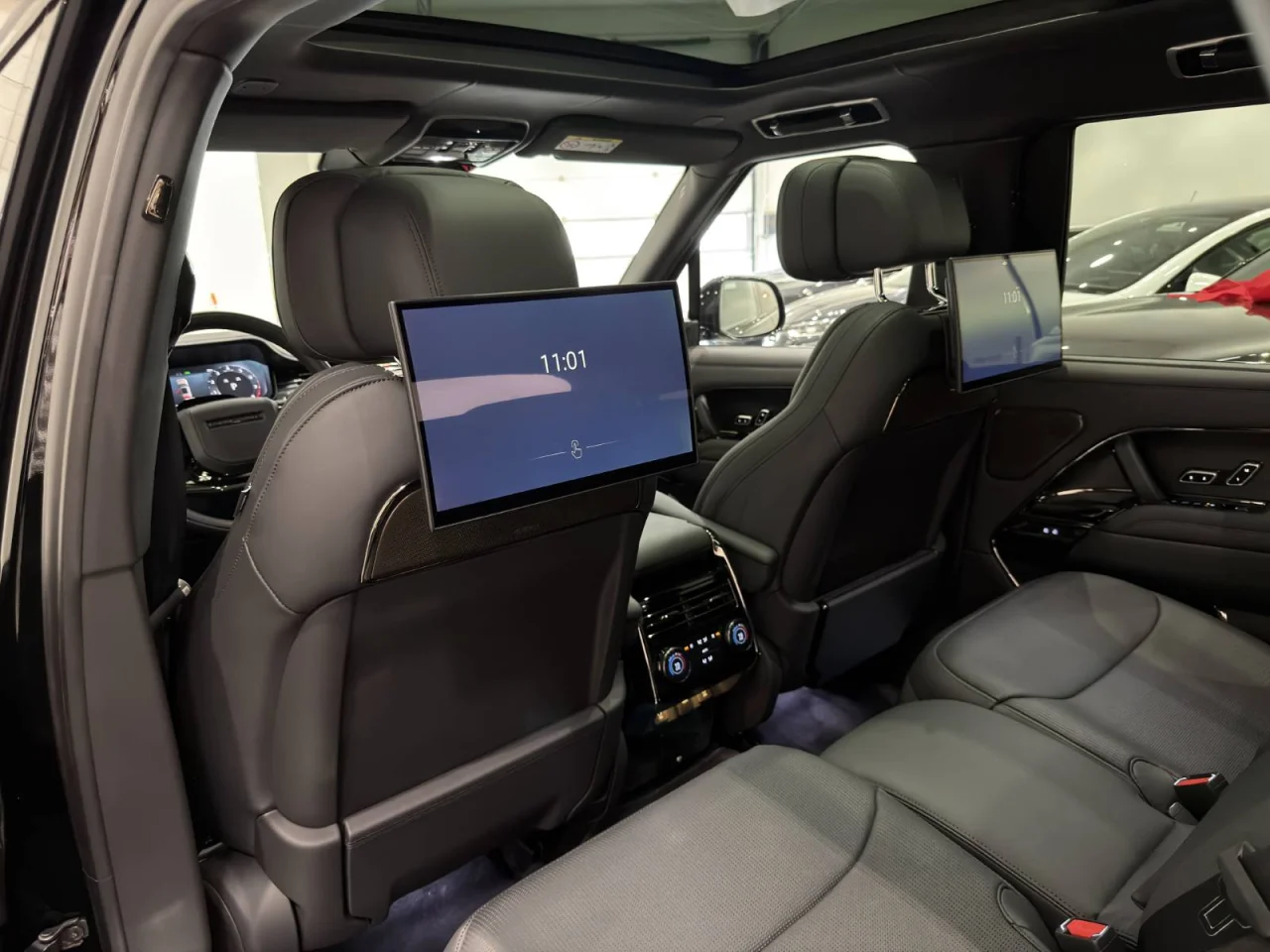 Land Rover Range Rover SV 4.4 V8 615 CV 3