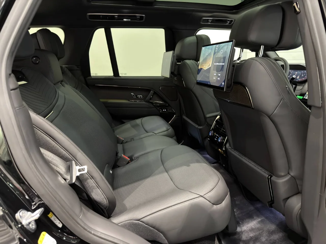 Land Rover Range Rover SV 4.4 V8 615 CV 10