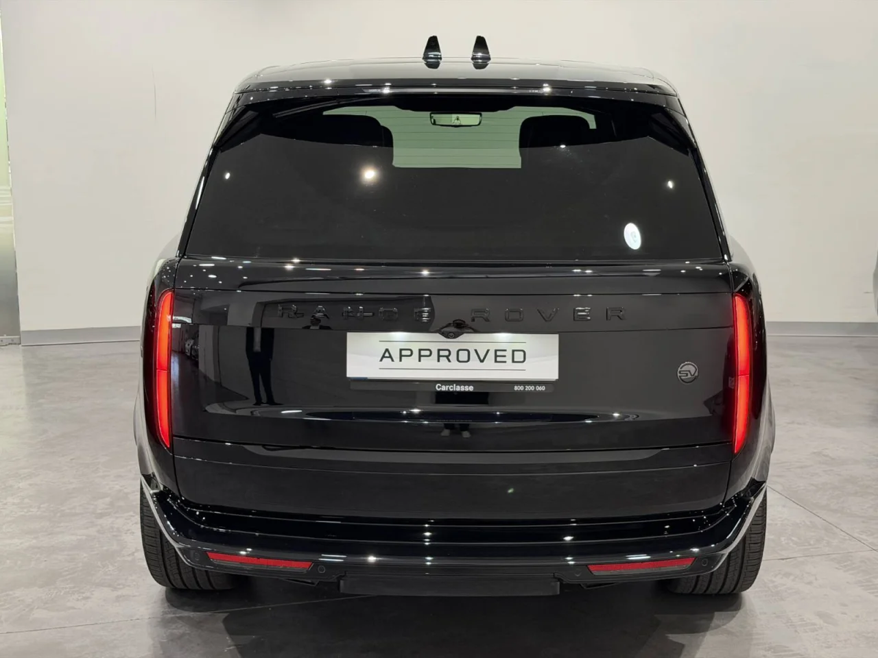 Land Rover Range Rover SV 4.4 V8 615 CV 13