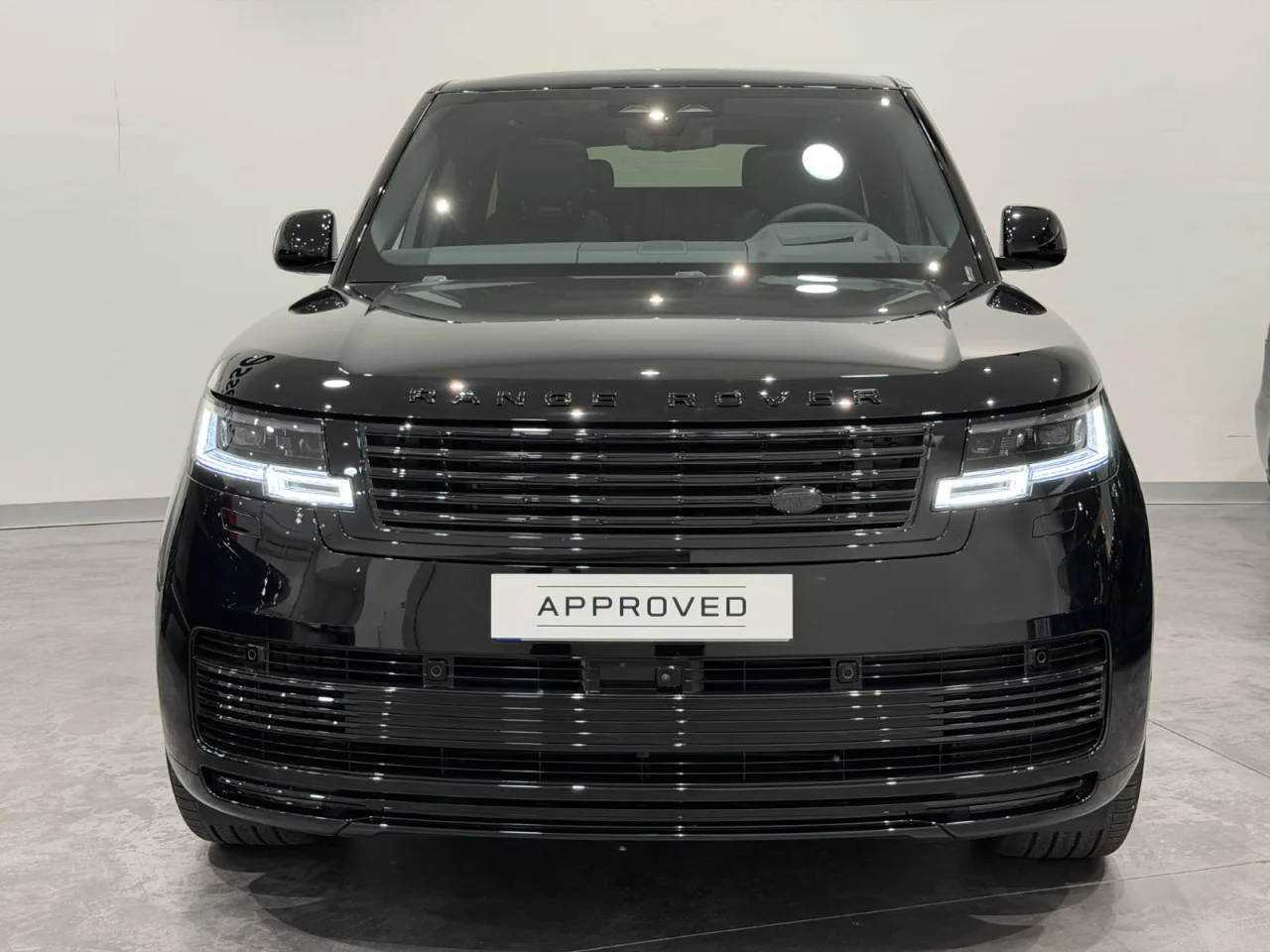 Land Rover Range Rover SV 4.4 V8 615 CV 14