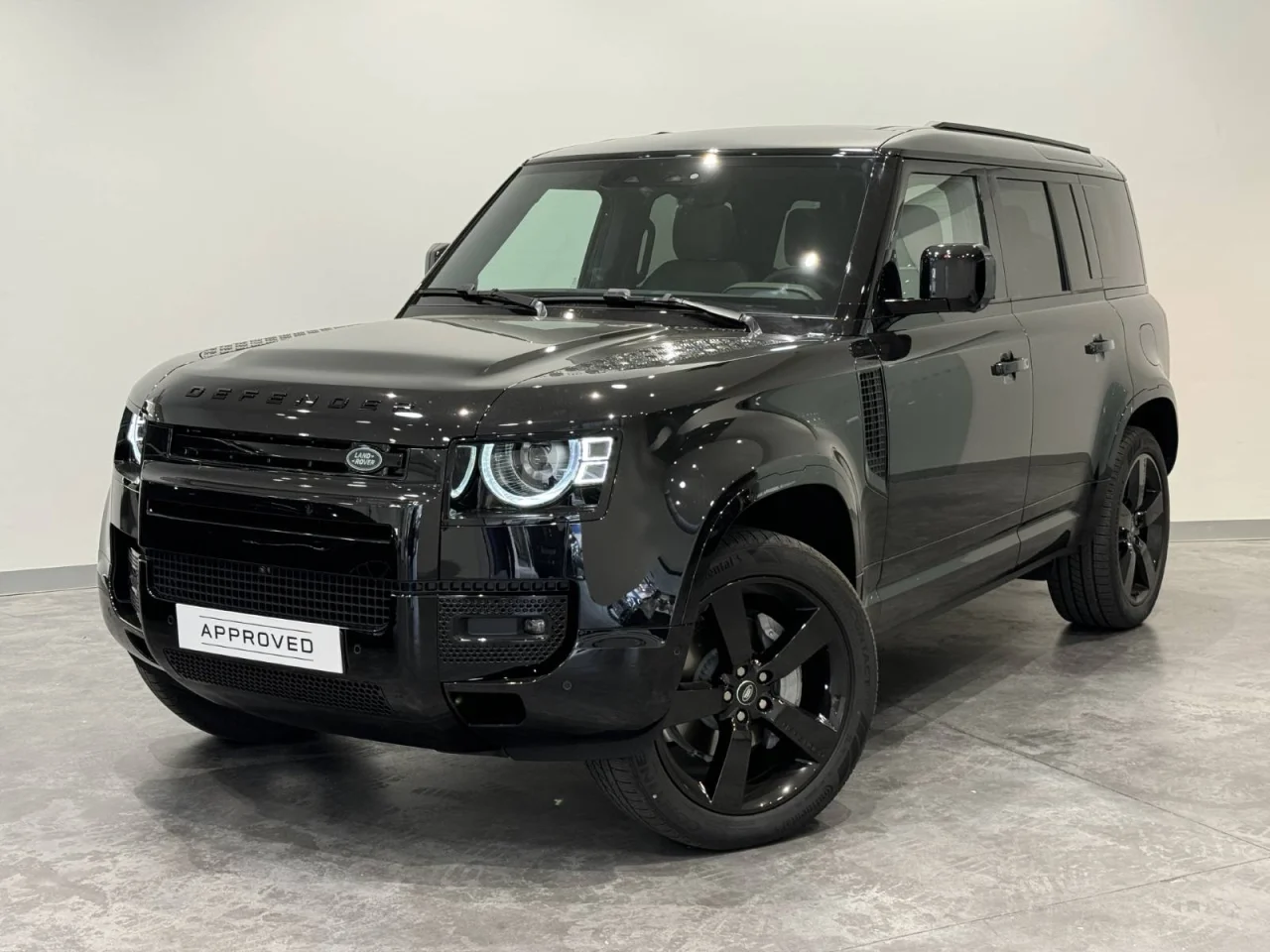 Land Rover Defender X Dynamic SE