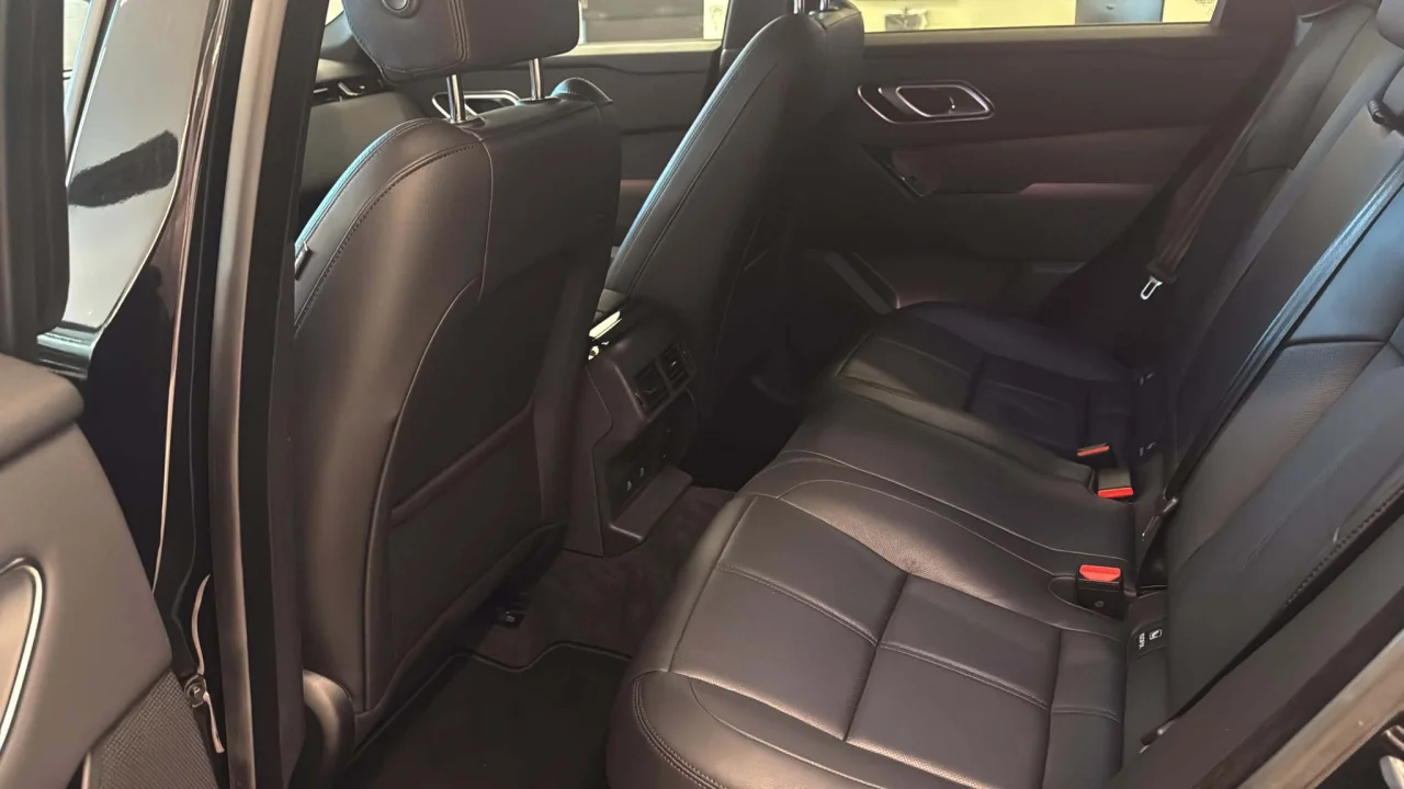 Land Rover Velar P404e Dynamic SE 3