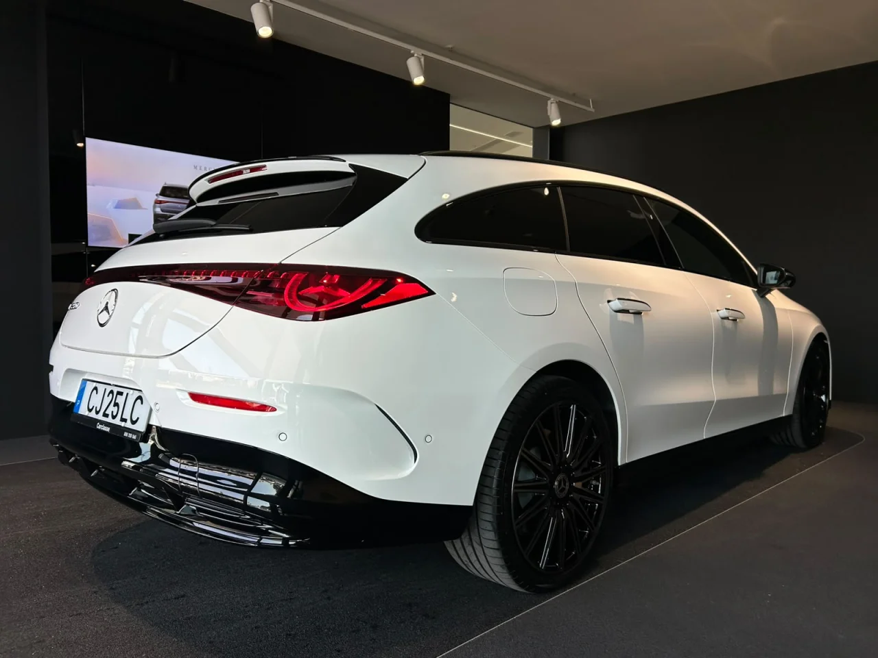 Mercedes Classe CLA 250+ AMG Shooting Brake 10