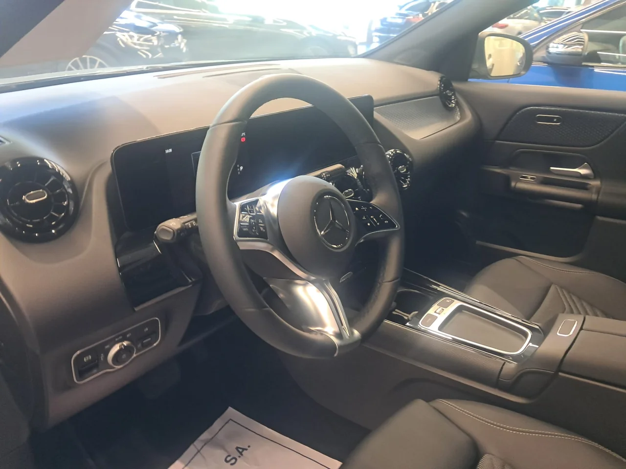 Mercedes Classe GLA 200 1