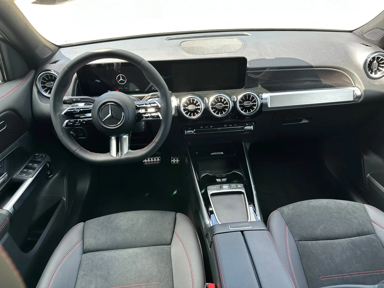 Mercedes Classe GLB 180d AMG Advanced Plus - 7 Lugares 2