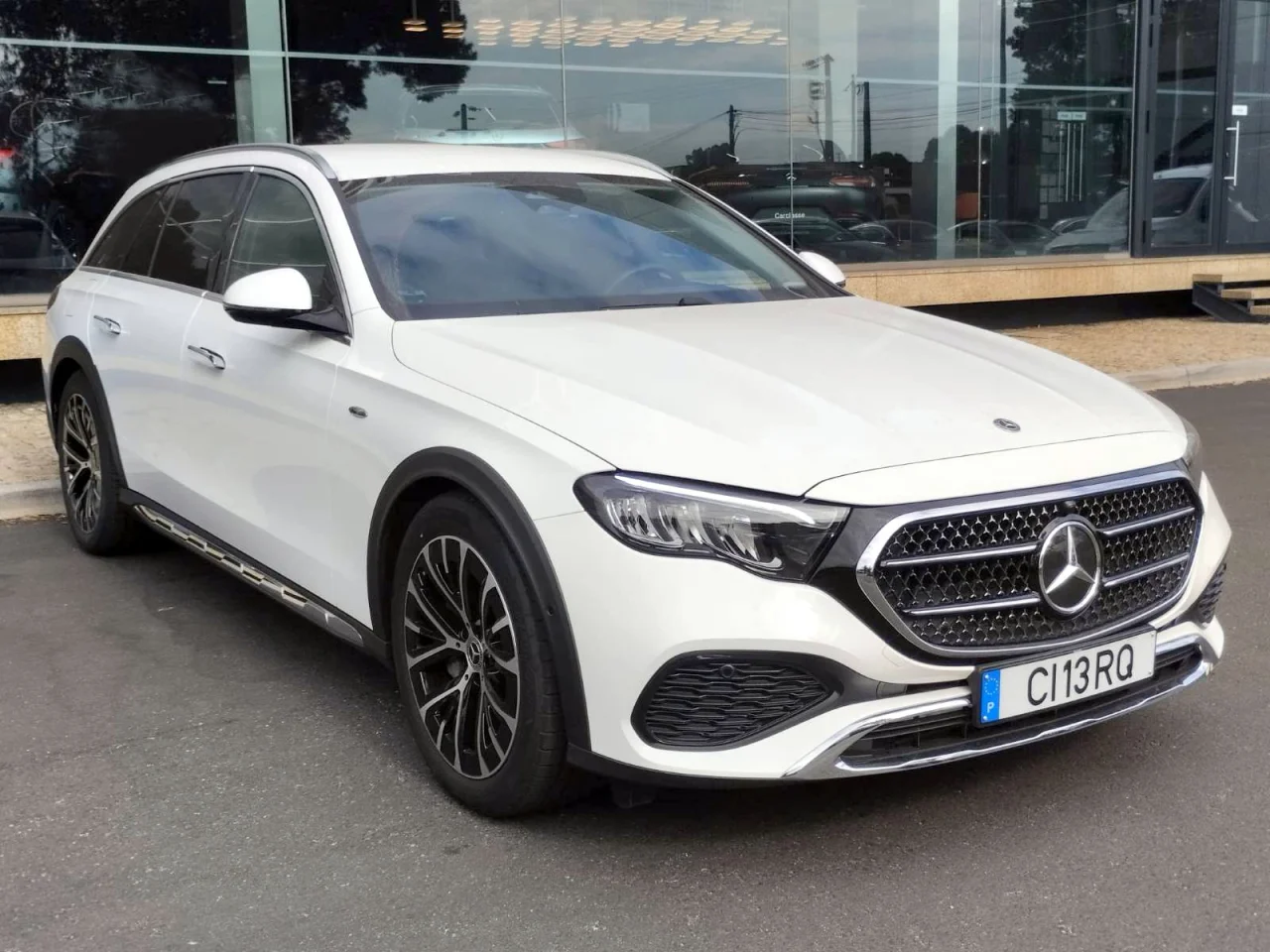 Mercedes Classe E 300de Station All Terrain Avantgarde Advanced 4 Matic 12
