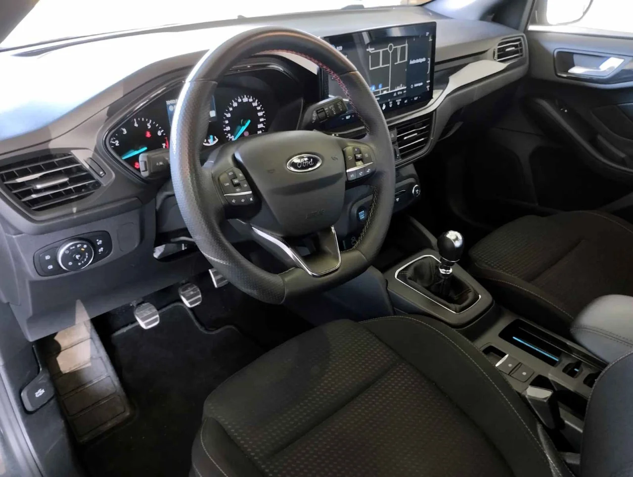 Ford Focus 1.0 Ecoboost St Line  125 cv 1