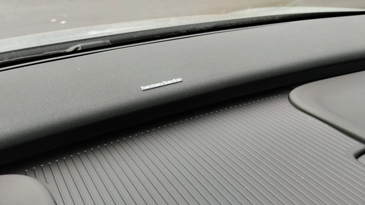 Volvo EX30 Black Edition P5 Long Range 10