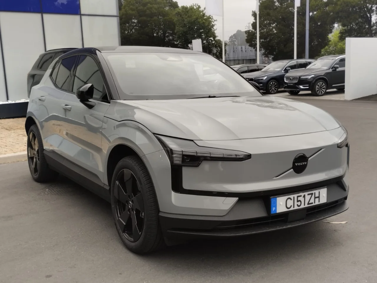 Volvo EX30 Black Edition P5 Long Range 19