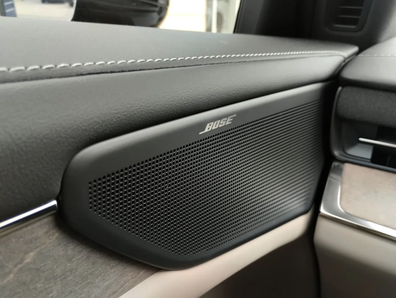 Volvo ES90 Plus Single Motor Extended Range 3