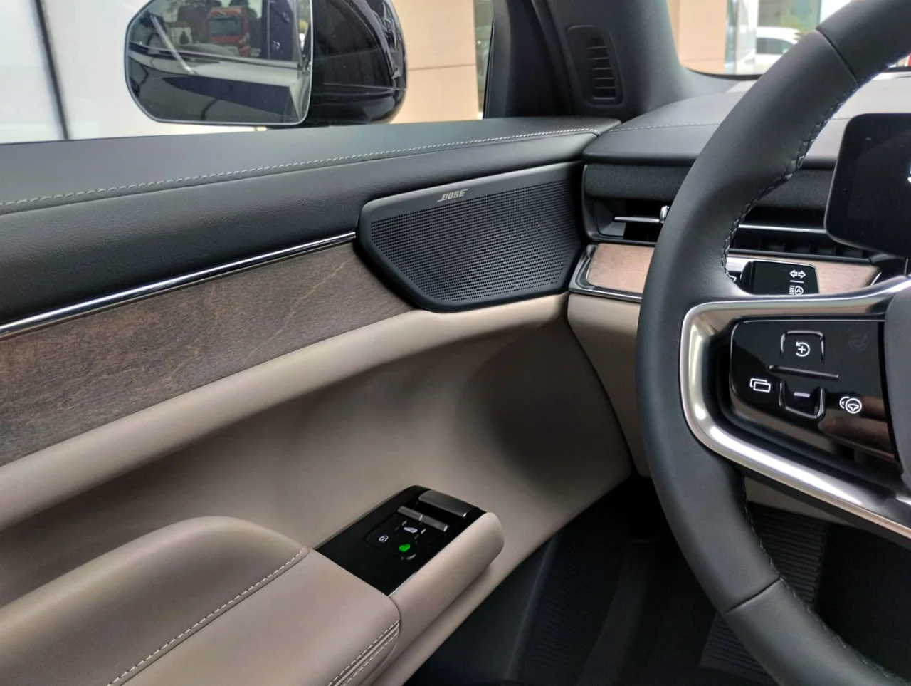 Volvo ES90 Plus Single Motor Extended Range 9