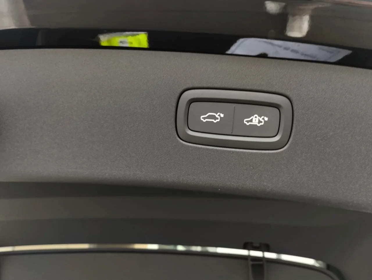Volvo ES90 Plus Single Motor Extended Range 16