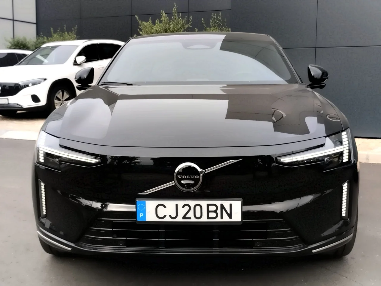 Volvo ES90 Plus Single Motor Extended Range 18