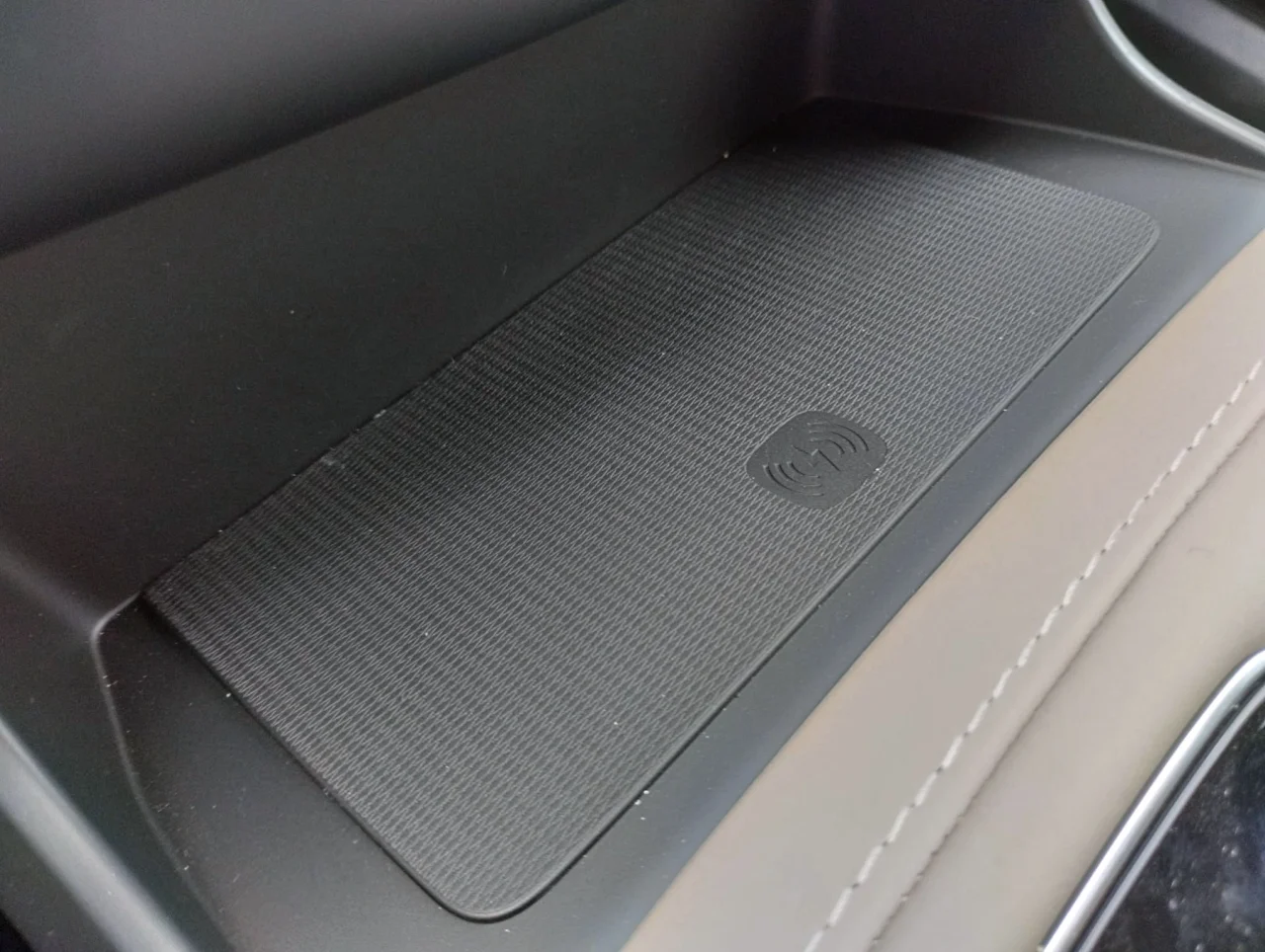 Volvo XC90 T8 Plus Dark PHEV 455cv - 7 Lugares 5