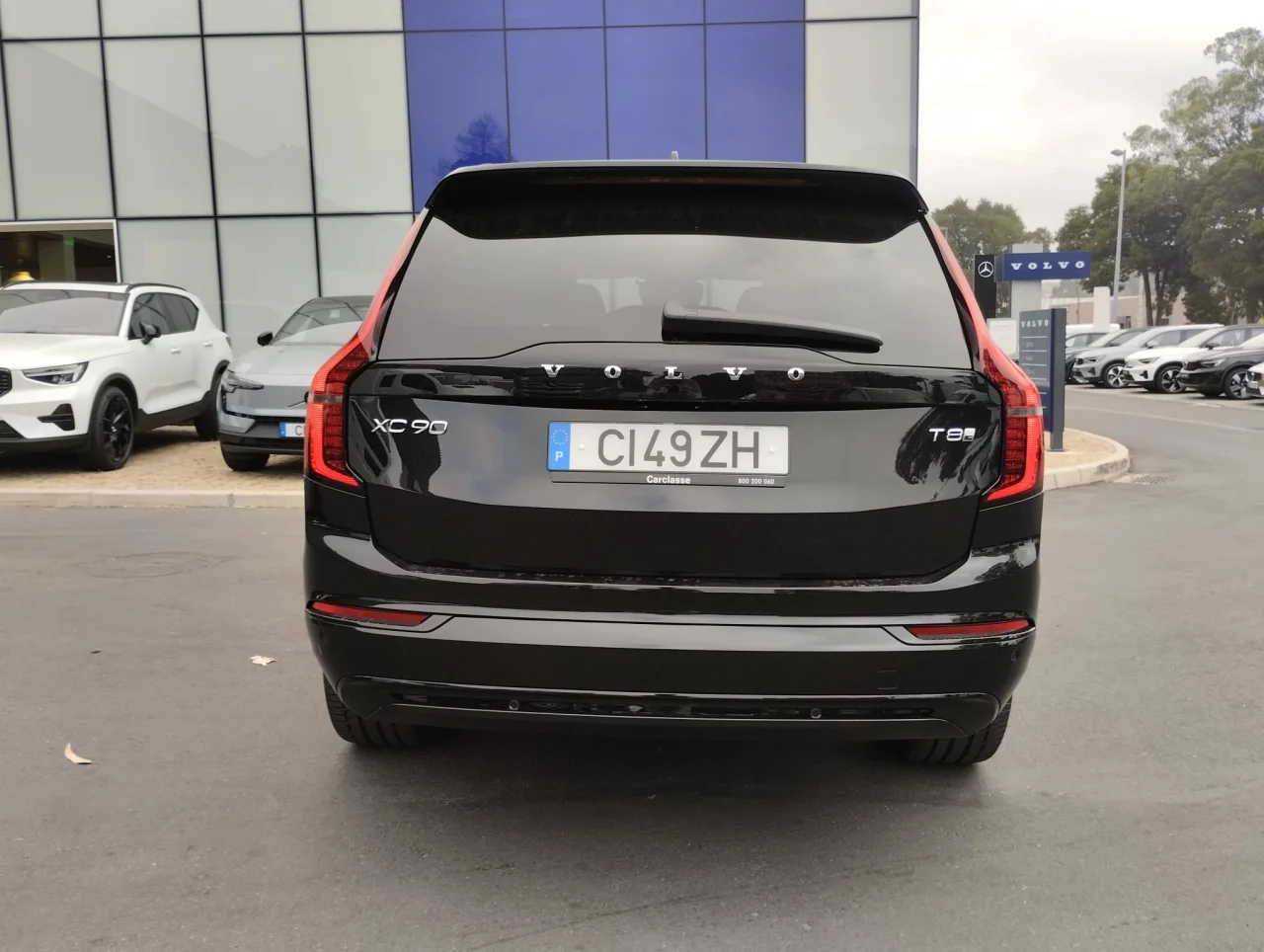 Volvo XC90 T8 Plus Dark PHEV 455cv - 7 Lugares 17
