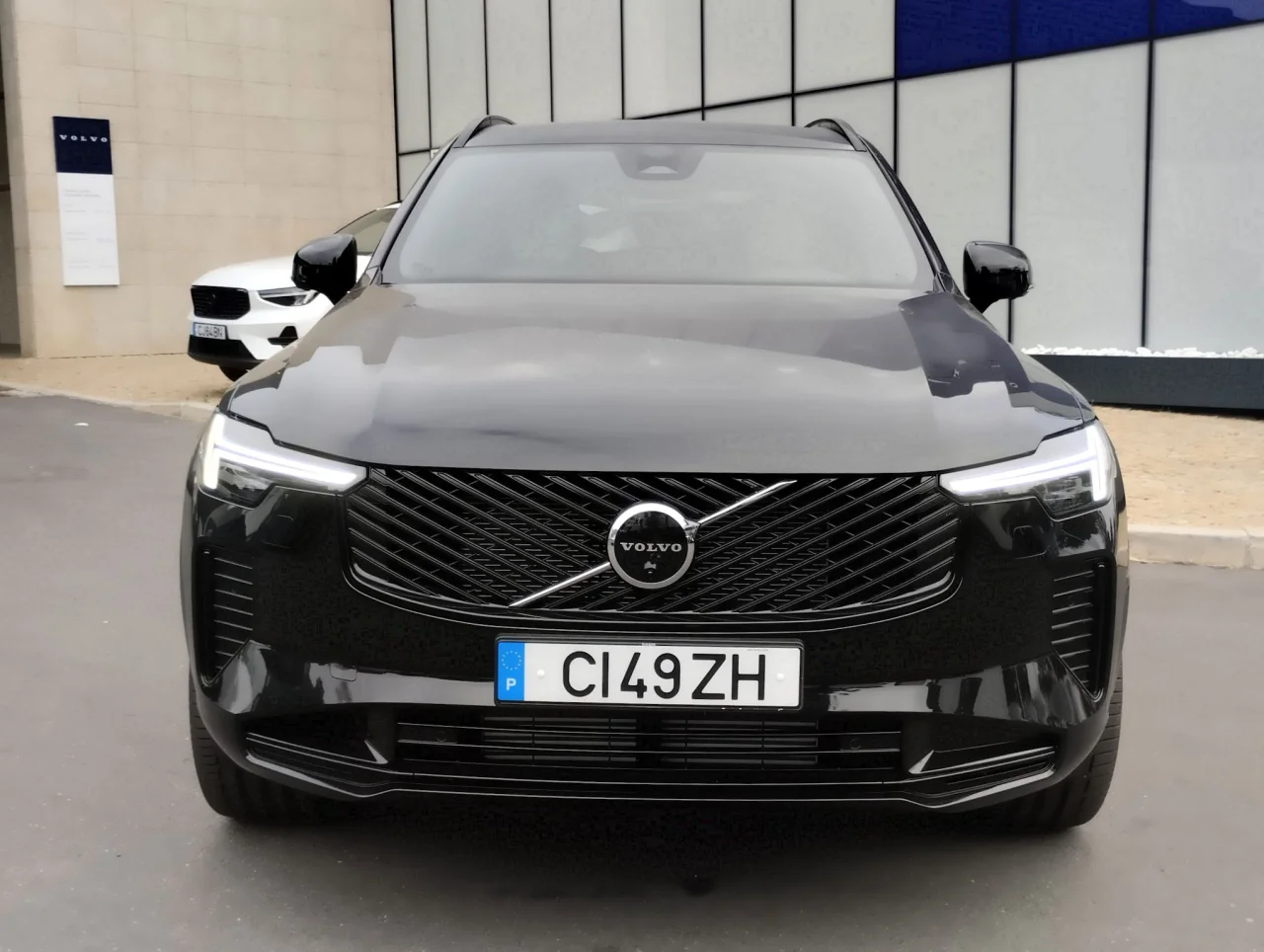 Volvo XC90 T8 Plus Dark PHEV 455cv - 7 Lugares 18