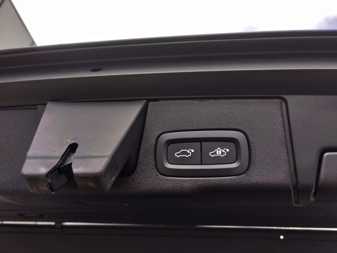 Volvo XC60 Core B4 15