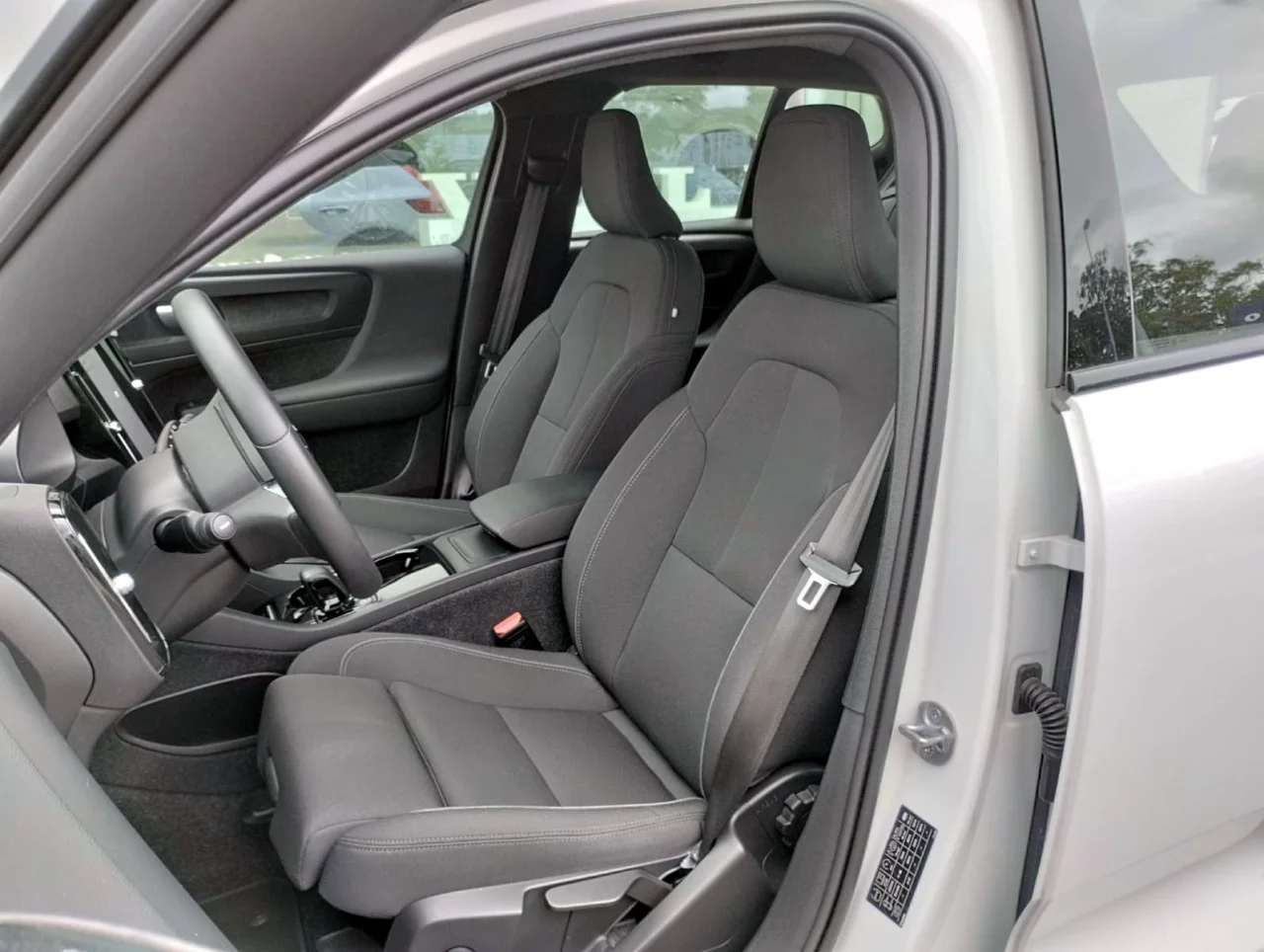 Volvo XC40 Recharge Extended Range Plus 252cv 6