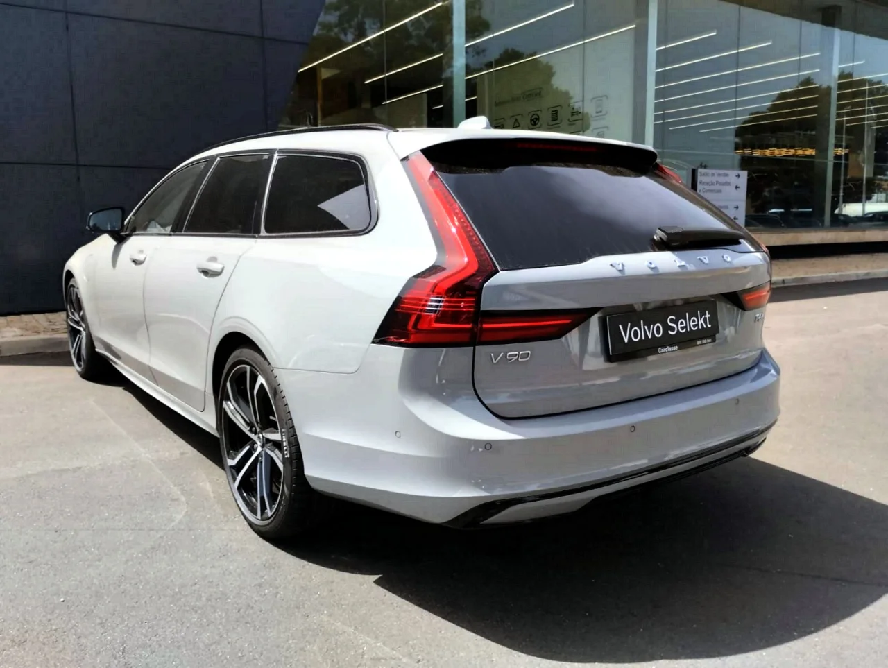 Volvo V90 T6 Plus Dark 12