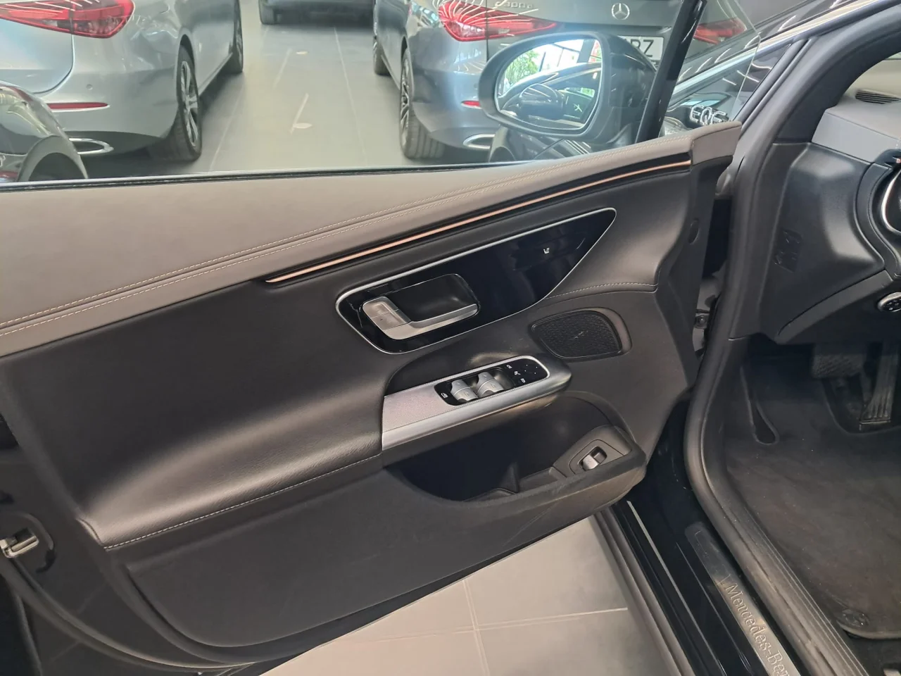 Mercedes Classe EQE 350 Eletric Art Limousine 5