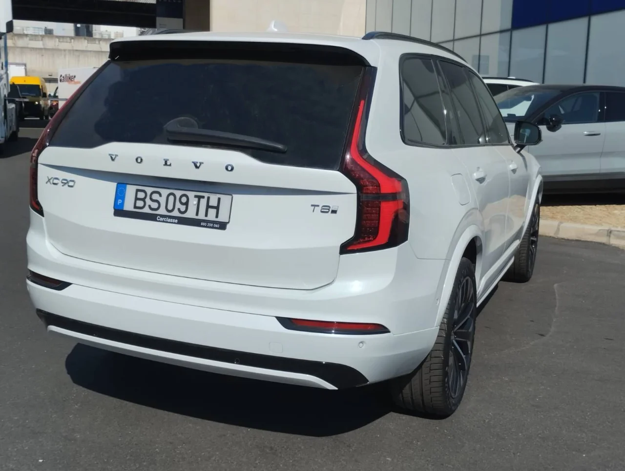 Volvo XC90 T8 Plus Dark - 7 Lugares 8