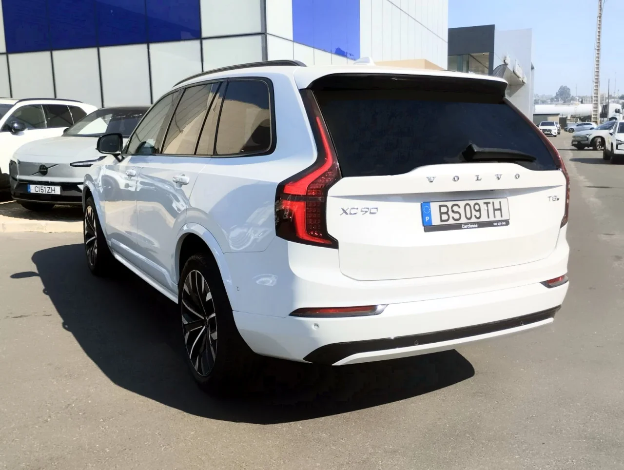 Volvo XC90 T8 Plus Dark - 7 Lugares 9