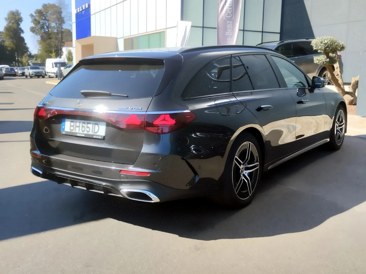 Mercedes Classe E 300e Station AMG Advanced Plus 11
