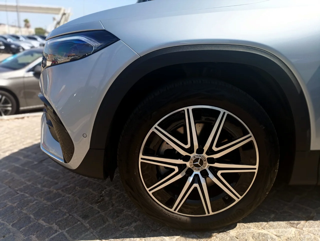 Mercedes Classe EQB 250+ AMG Advanced 7