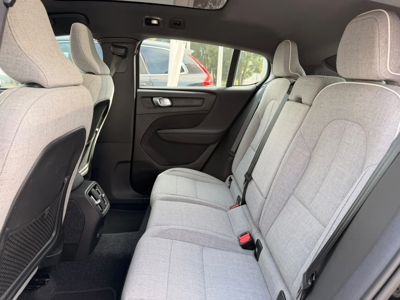 Volvo C40 Recharge Single Motor Plus 2