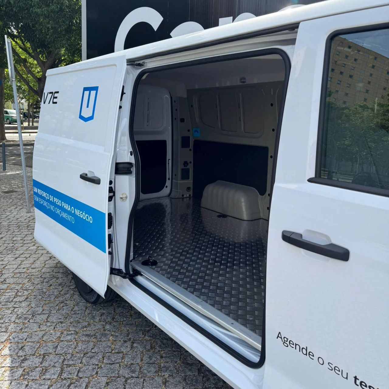 Farizon V7e  Max Range 67kWh 8