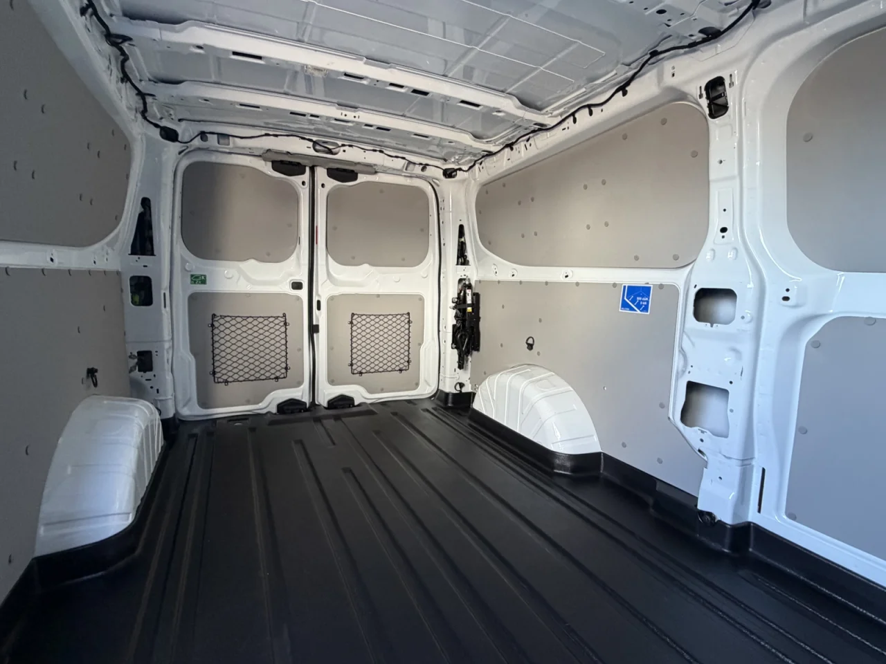FOrd Transit Custom L2 Van Trend 2.0 EcoBlue 6