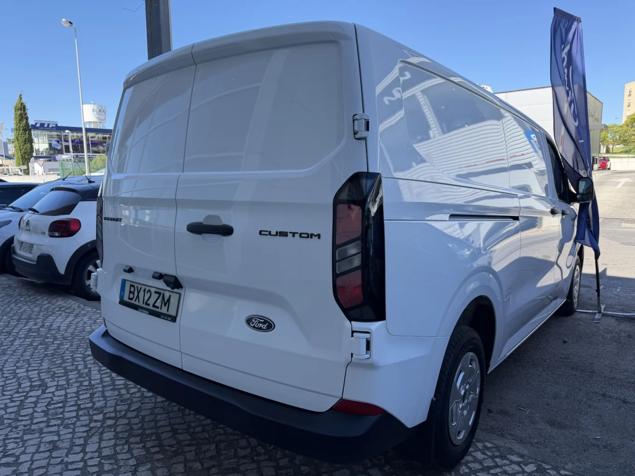 FOrd Transit Custom L2 Van Trend 2.0 EcoBlue 7