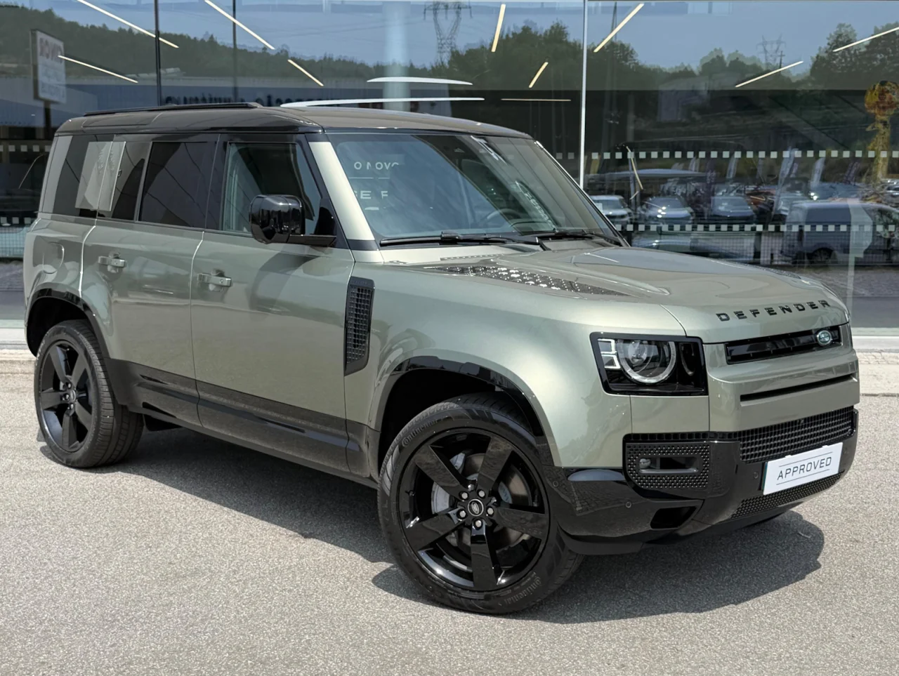 Land Rover Defender 110 X-Dynamic SE PHEV
