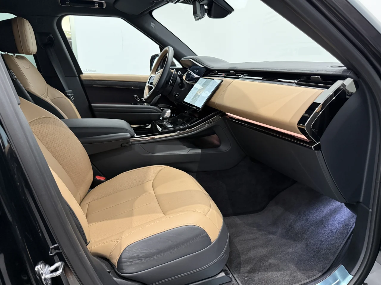 Land Rover Range Rover Sport Dynamic SE P 460e 2