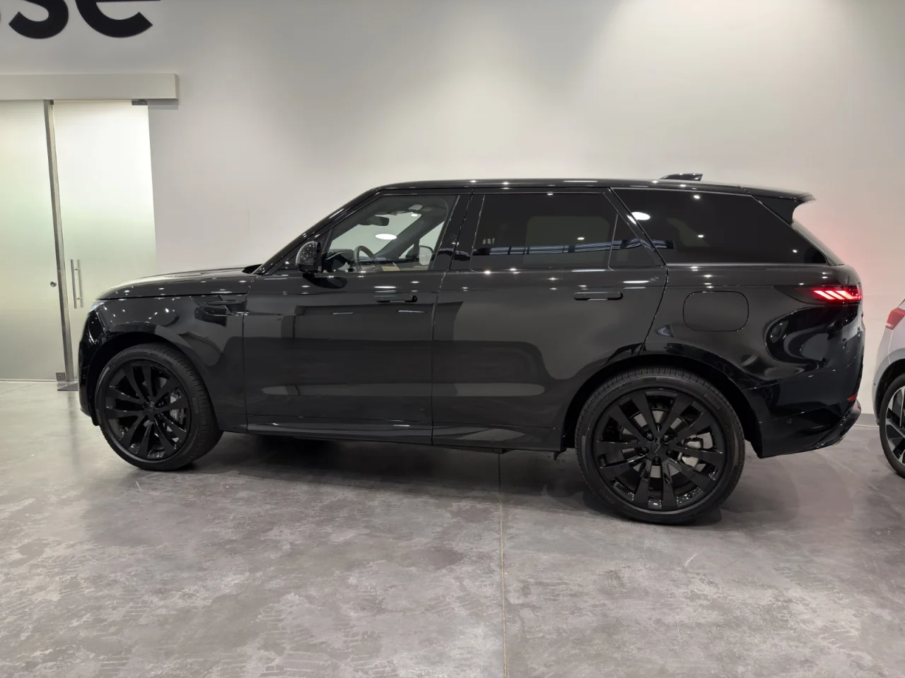 Land Rover Range Rover Sport Dynamic SE P 460e 8