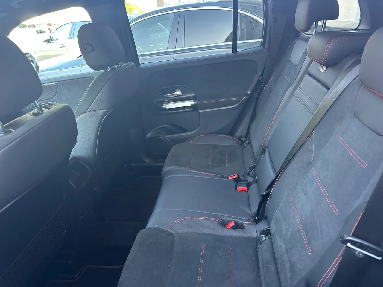 Mercedes Classe GLB 200 AMG Advanced Plus 2