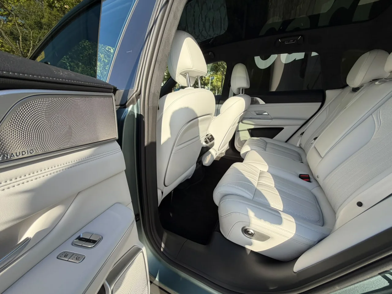 Xpeng G9 98 kWh AWD Performance + Pack Premium 2