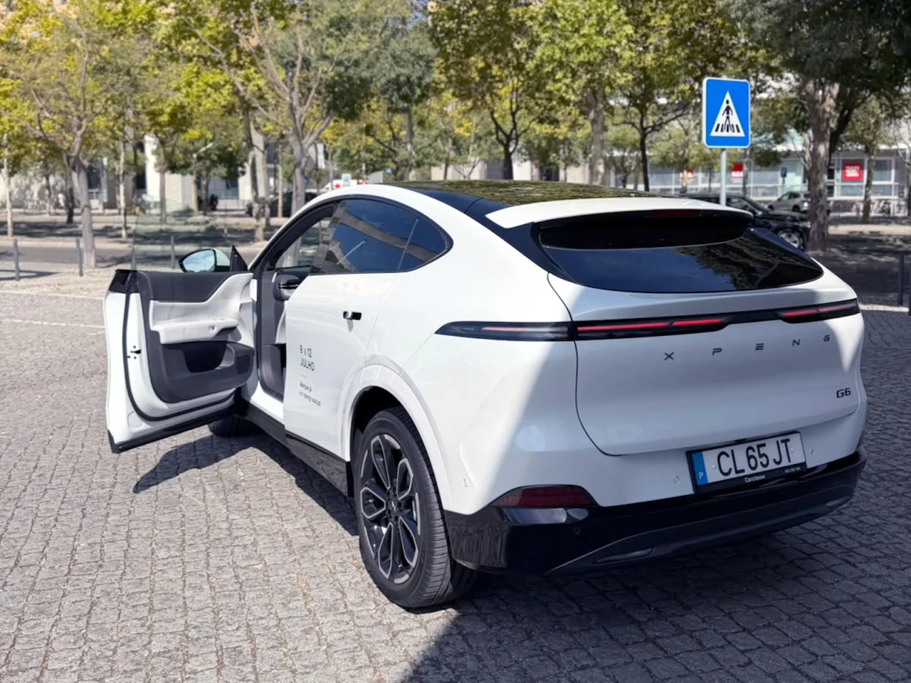 Xpeng G6 68.5 kWh Standard Range 8