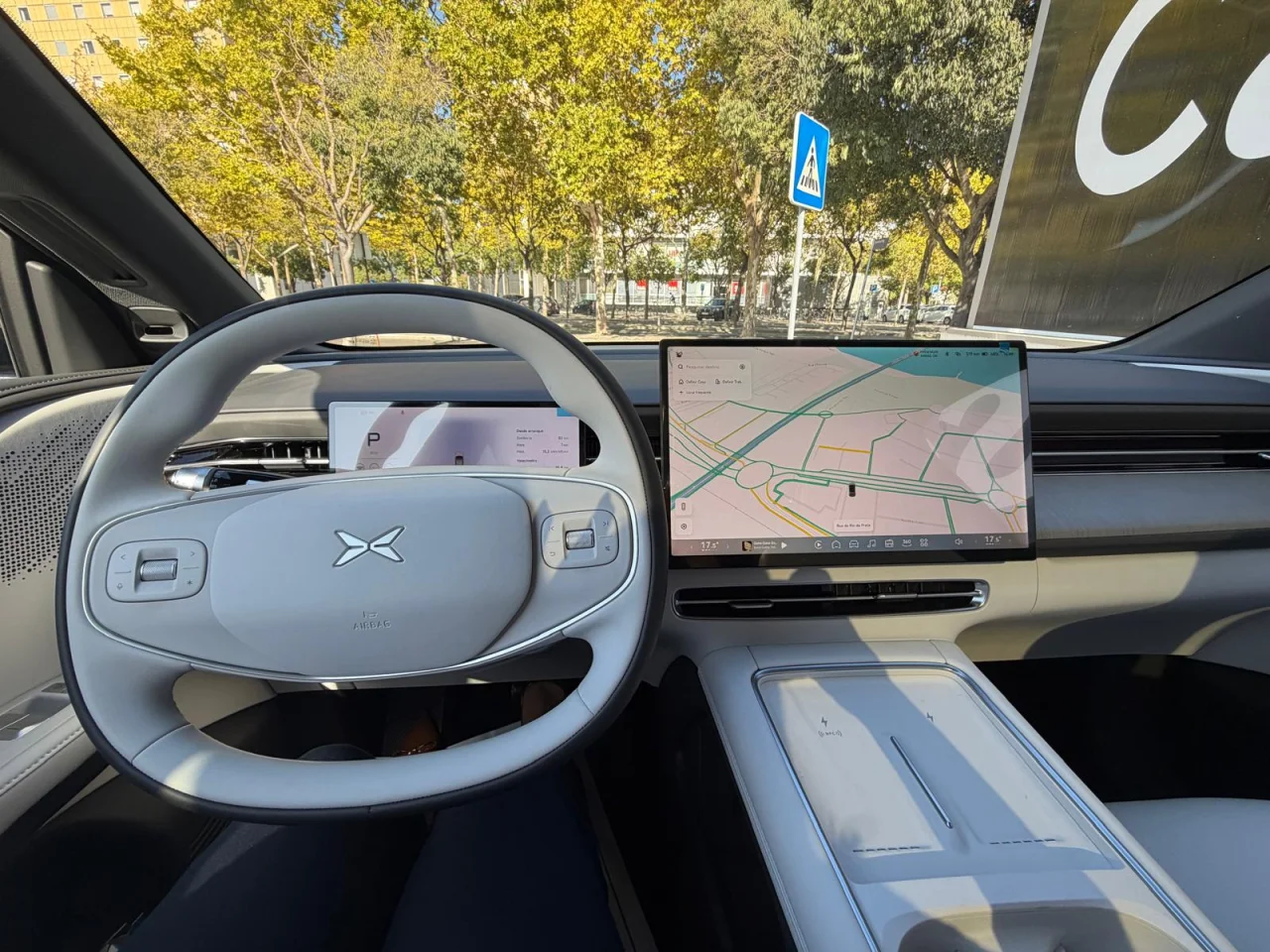 Xpeng G6 68.5 kWh Standard Range 1