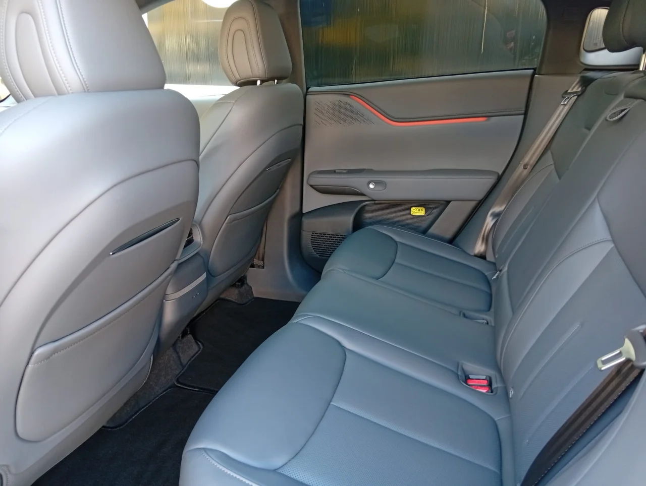 Xpeng G6 80.8 kWh AWD Performance Black Edition 2
