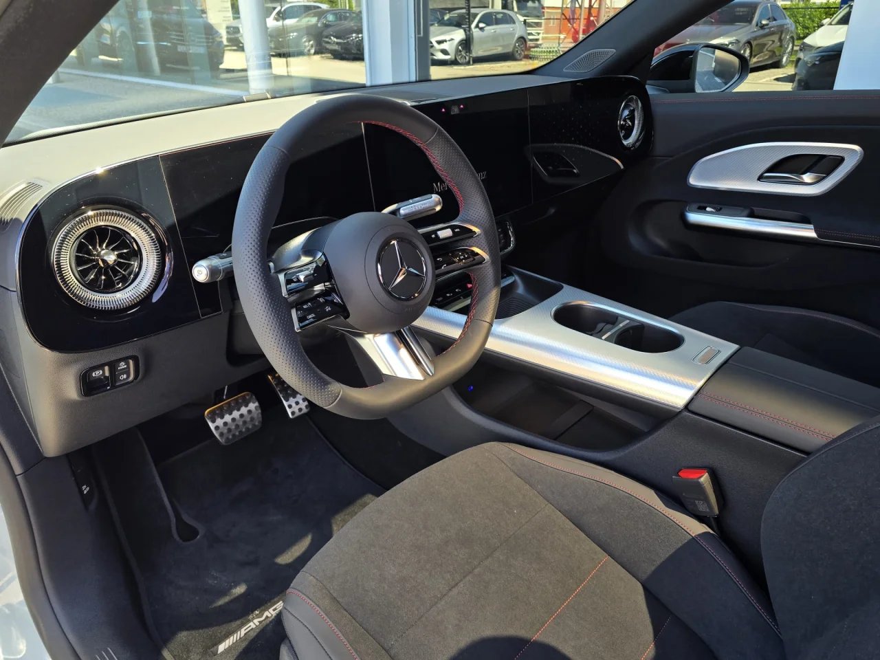 Mercedes Classe CLA 180 AMG Coupé 1