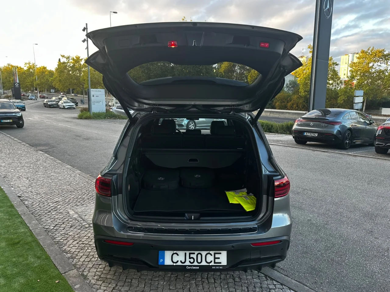 Mercedes Classe EQB 250+ AMG Advanced - 7 Lugares 6