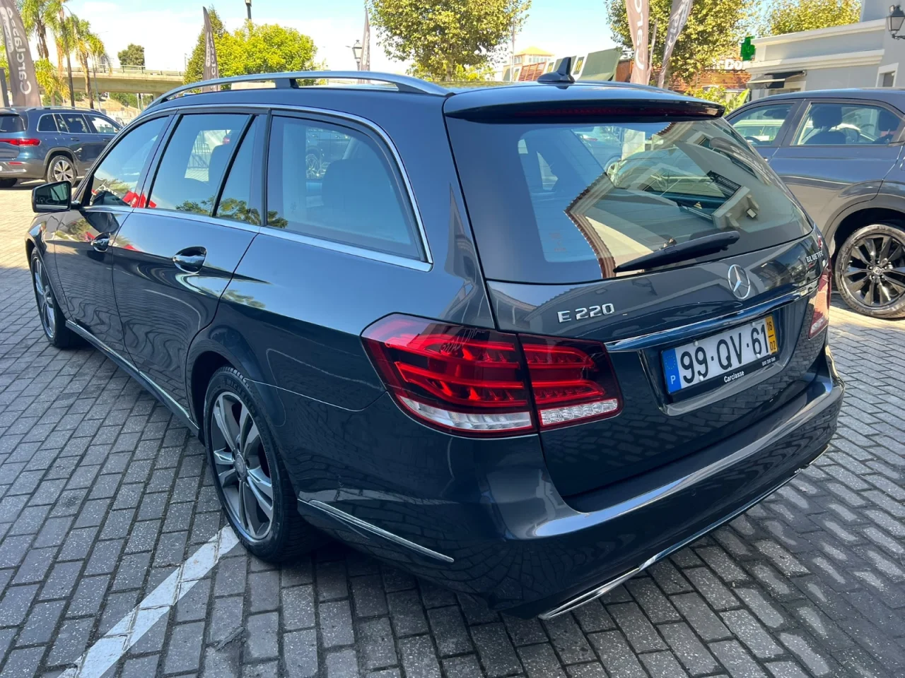 Mercedes-Benz E 220 BlueTEC Avantgarde Auto 9
