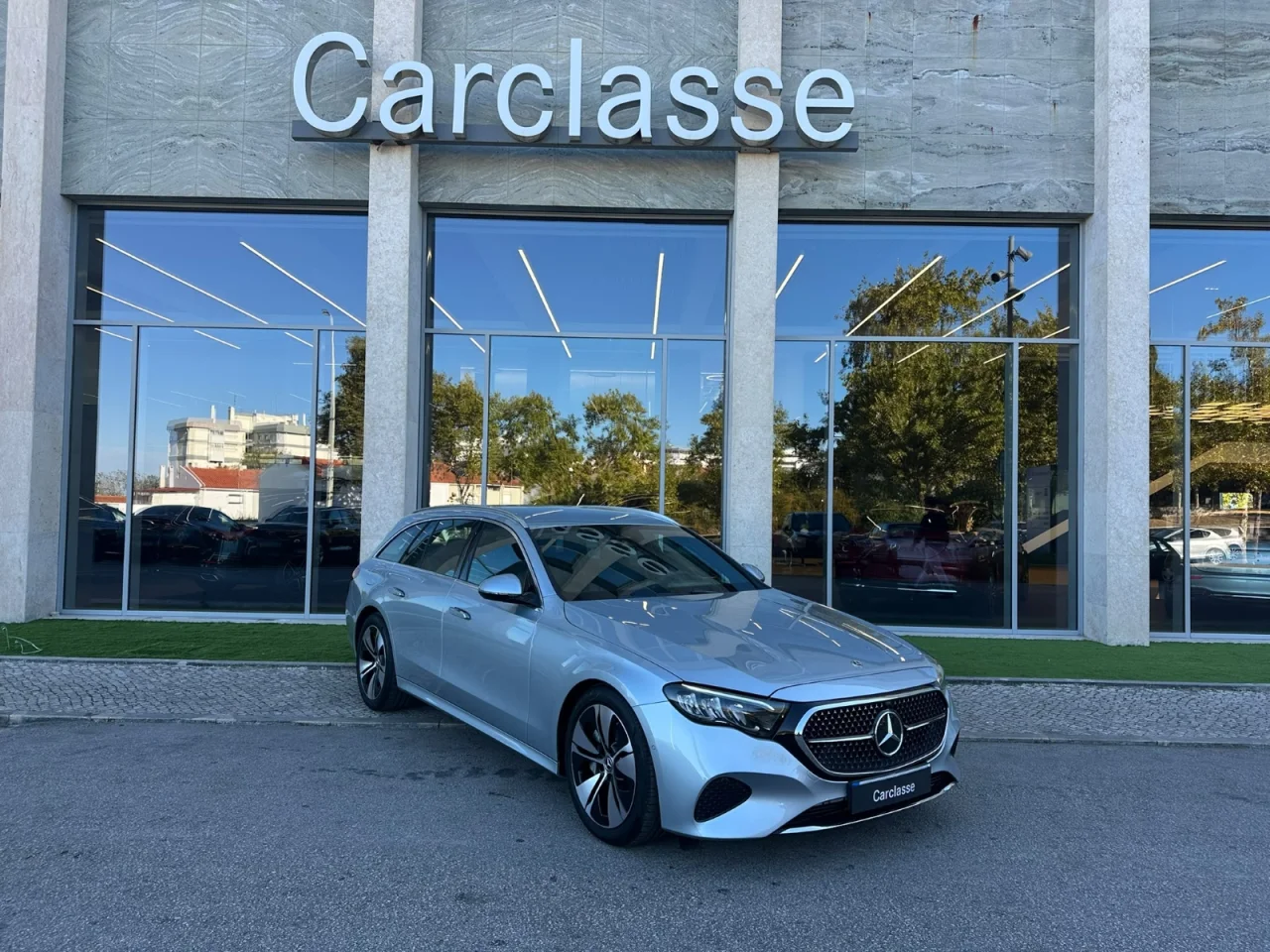 Mercedes Classe E 300 de Station Avantgarde Advanced 11