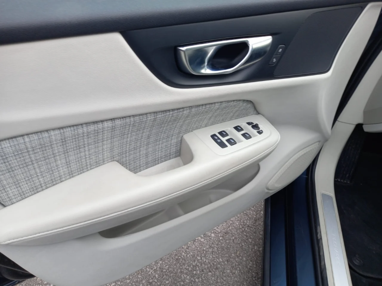 Volvo V60 T6 Core PHEV 3