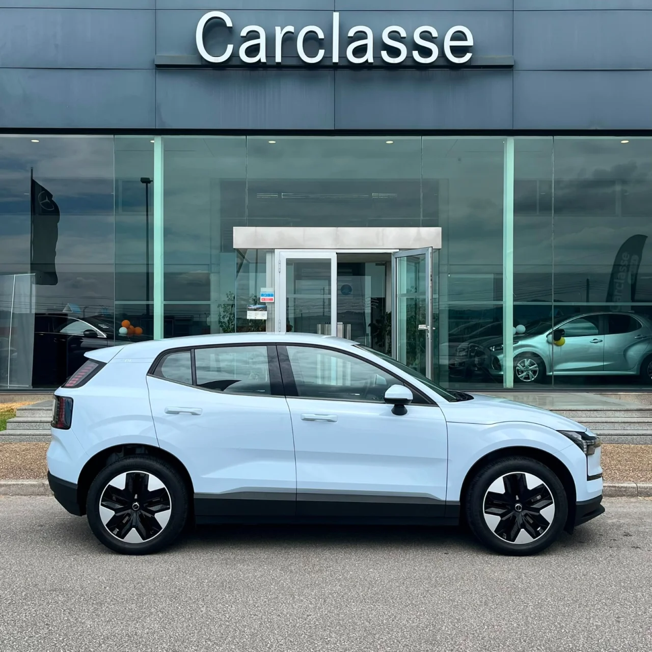 Volvo EX 30 Core 6