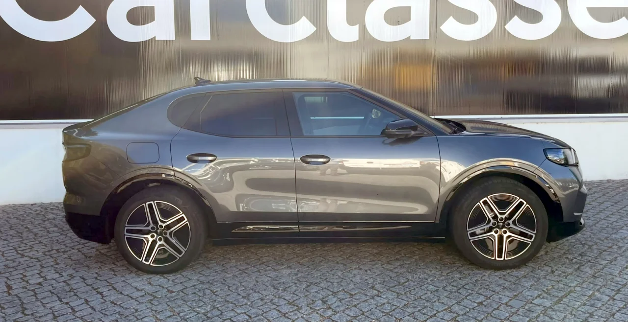 Ford Capri Premium - Autonomia Alargada 10