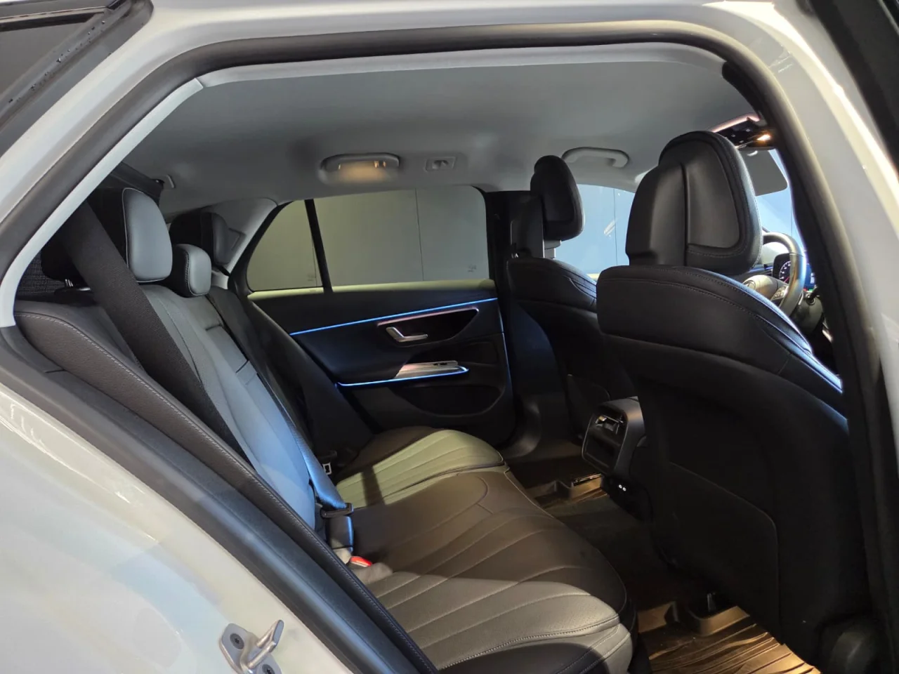 Mercedes Classe E 300 de Station All terrain Avantgarde Advanced 4 Matic 6