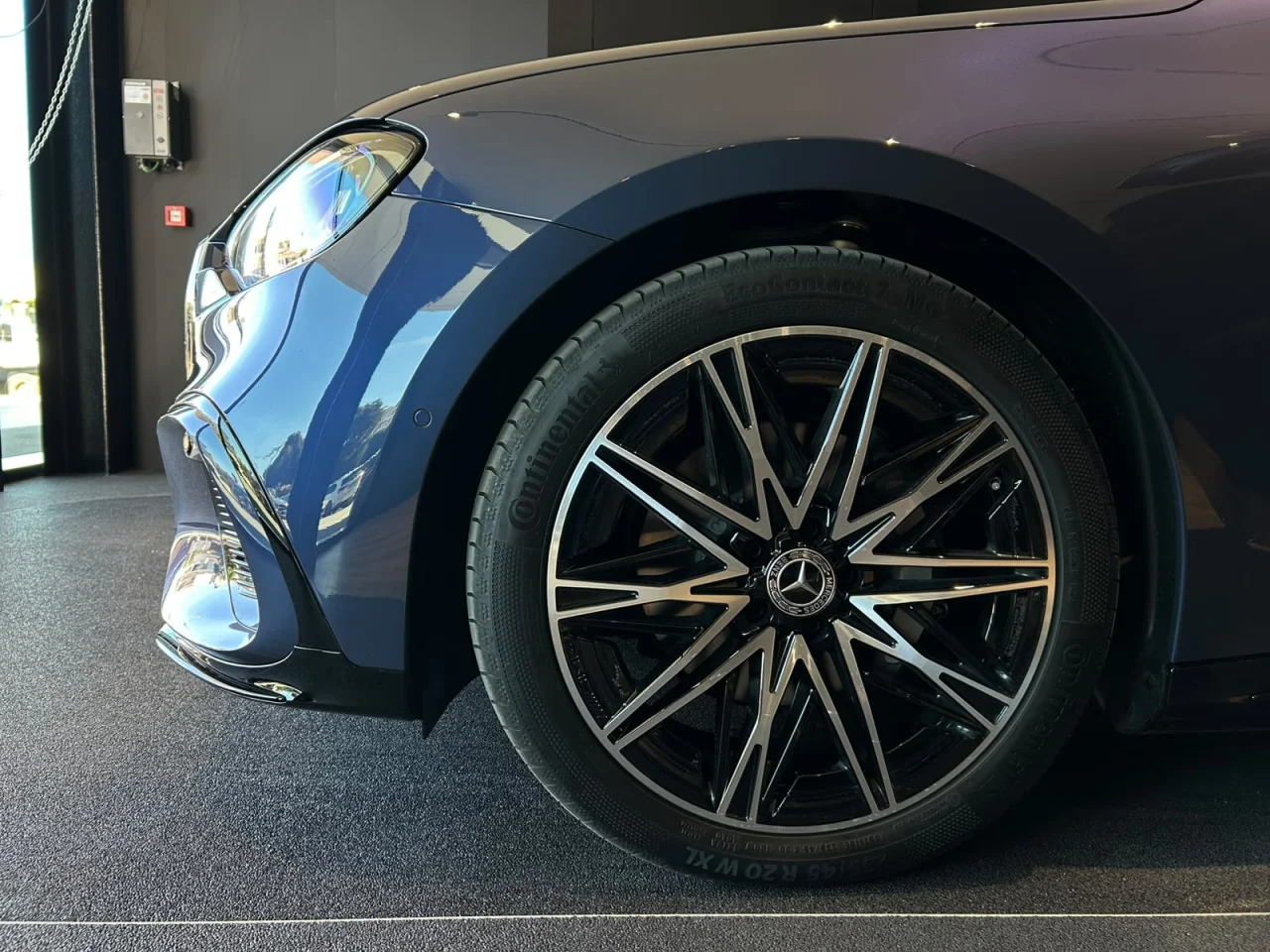 Mercedes Classe C 400 EQ AMG Limousine 10