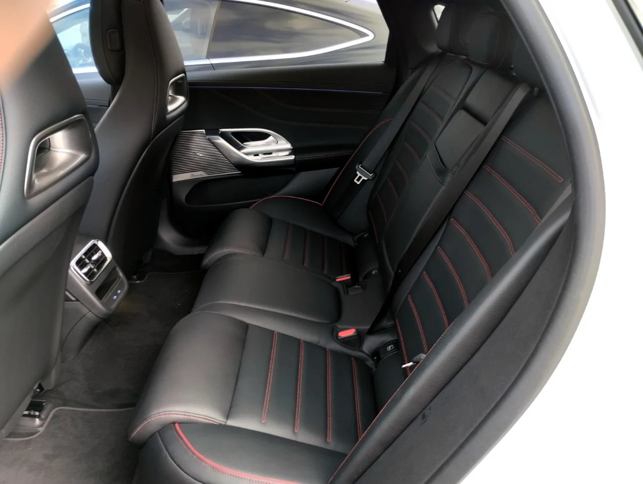Mercedes Classe C 400 EQ AMG Plus Limousine 4 Matic 7